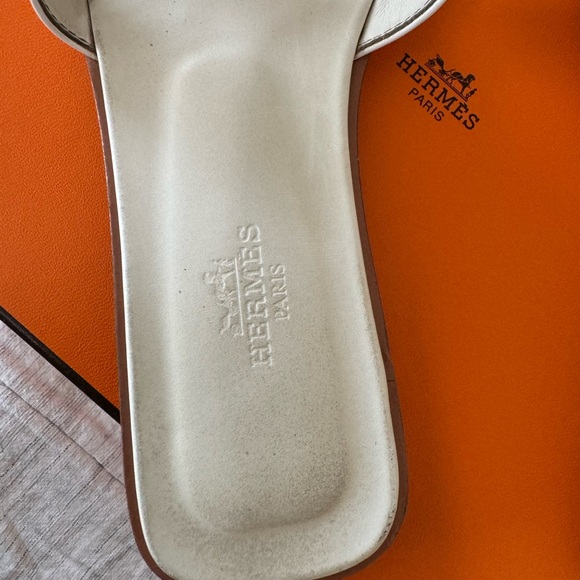 Hermes Oran Sandals - Picture 7 of 8